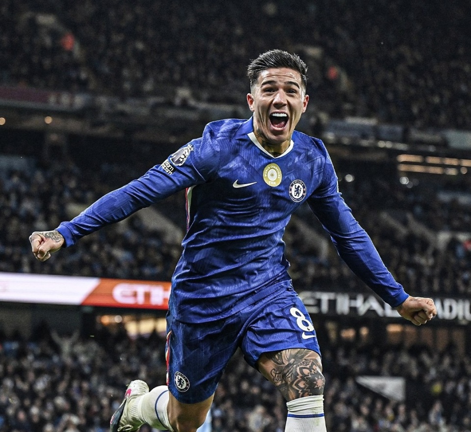 篮球湖人客场取胜，球迷直呼不容易