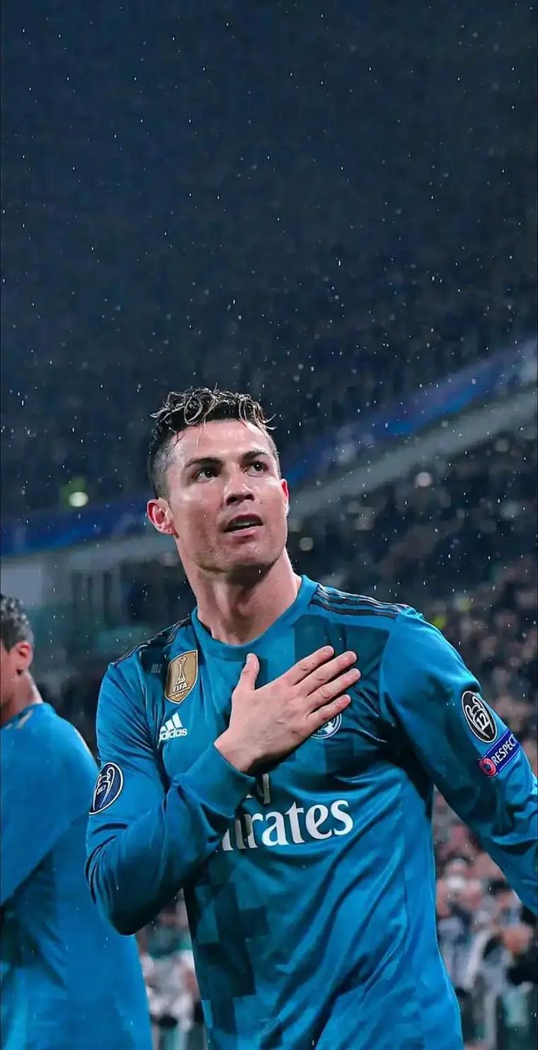 德比迎来关键胜利，米兰升至意甲积分榜第二