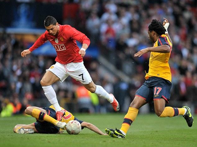 球迷：他今天是无敌状态